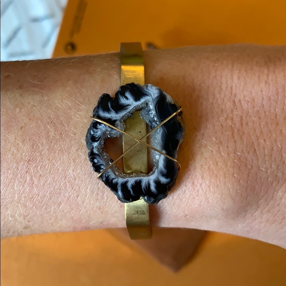 Stone fashion bracelet